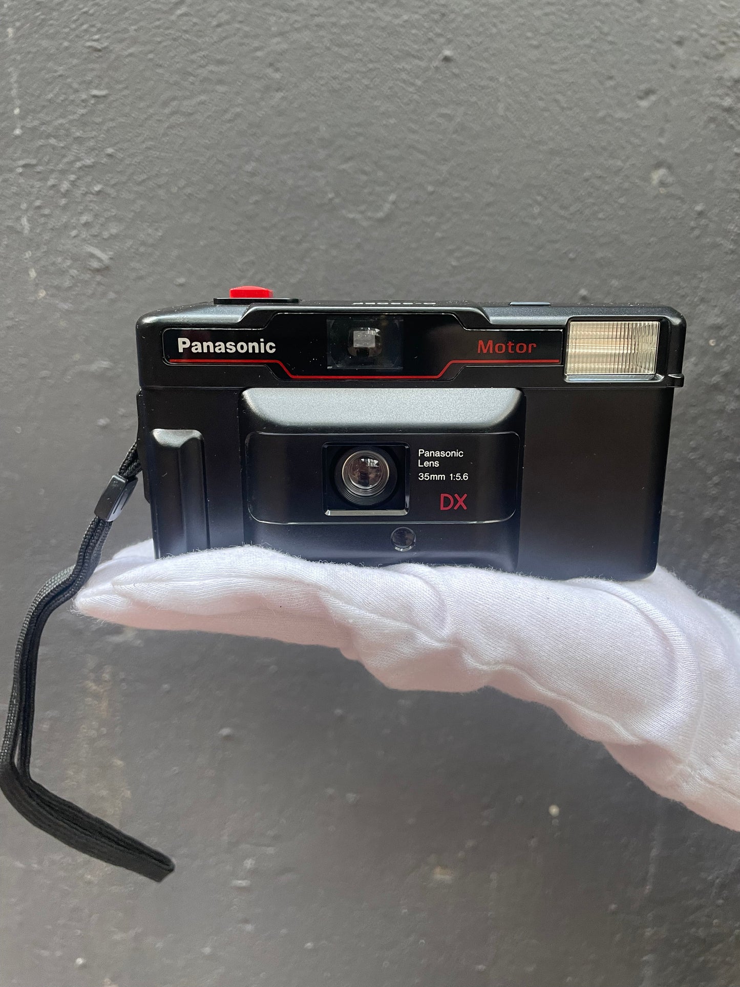 NEW IN BOX Panasonic C-330EF 35mm Point and Shoot Camera - 1610054