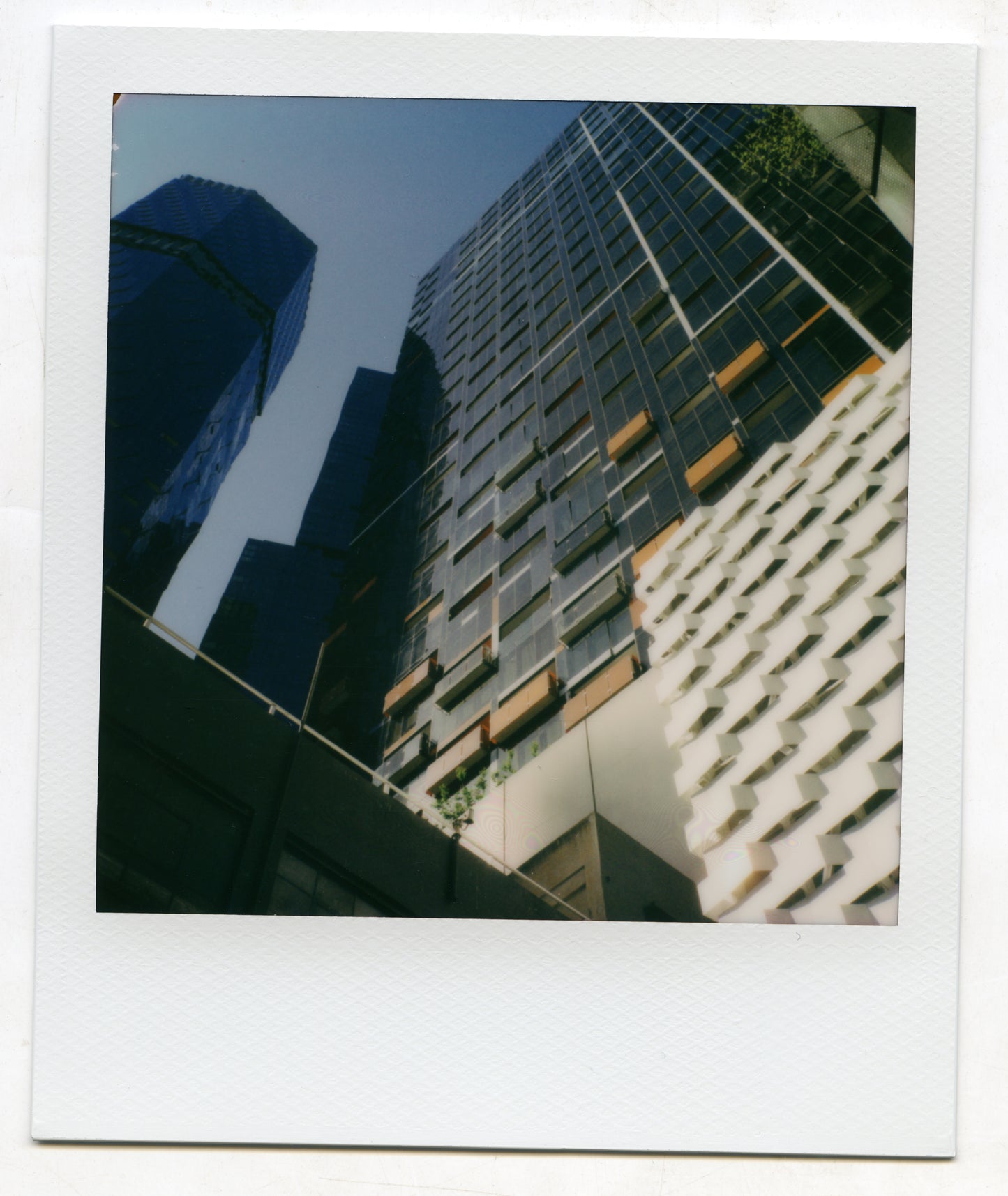 POLAROID i-2 Camera limited stock!