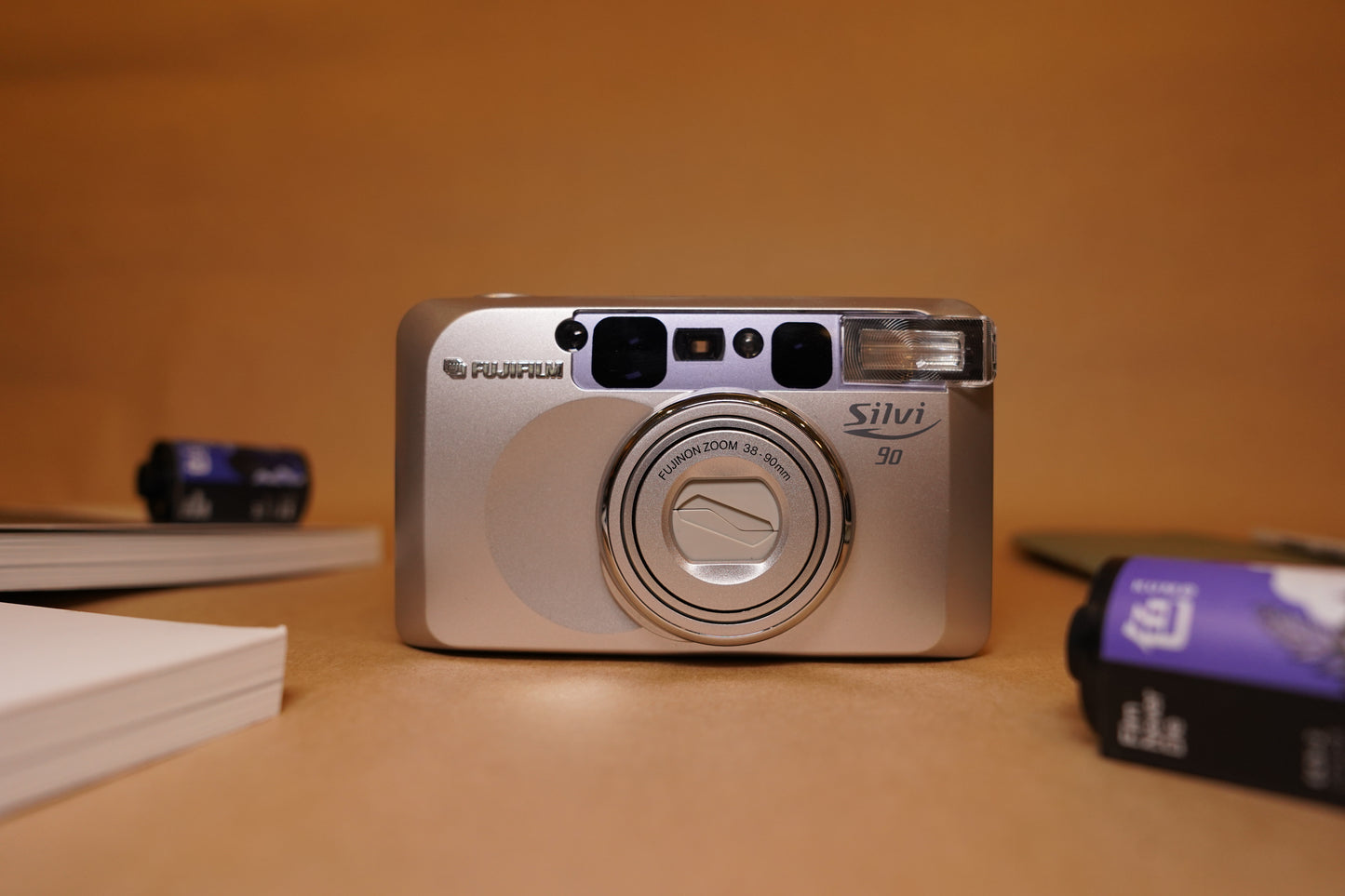 Fujifilm Silvi 90 Point & Shoot Camera - 01261592