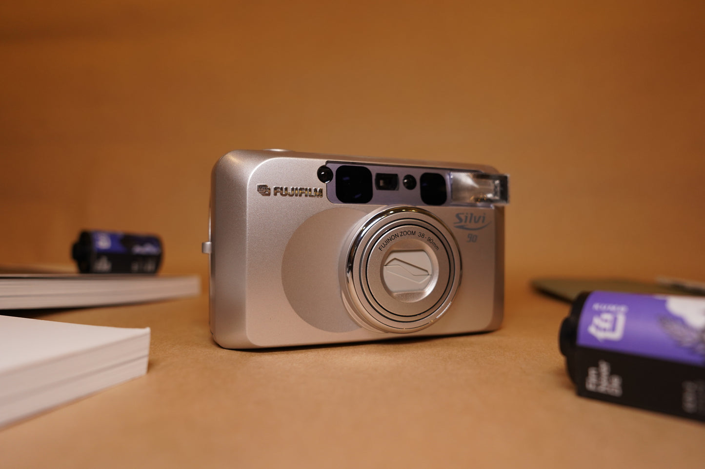 Fujifilm Silvi 90 Point & Shoot Camera - 01261592