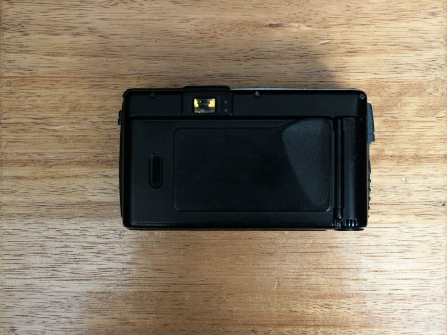 Konica Lens 28 WB Point and Shoot Camera - 1908149