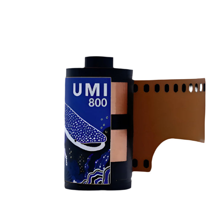 FilmNeverDie UMI 800 Colour Negative Film (35mm, 36 exp.)
