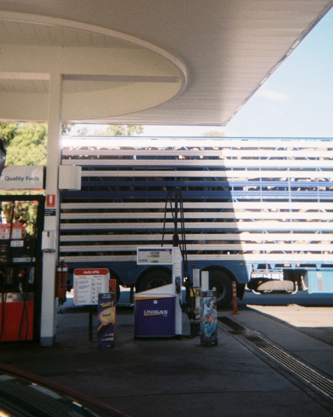 Fujifilm Simple Ace 400 Single-Use Camera (35mm, 27 exp.)