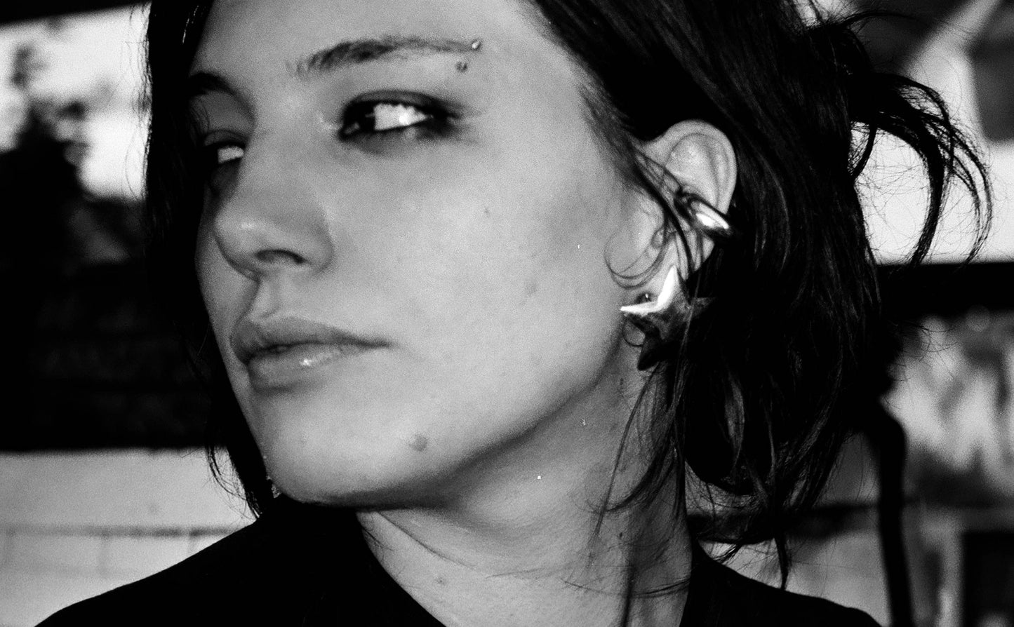 Olympus OZ140S 35mm Point & Shoot Camera with Panorama and Zoom 38-140mm - 4180150