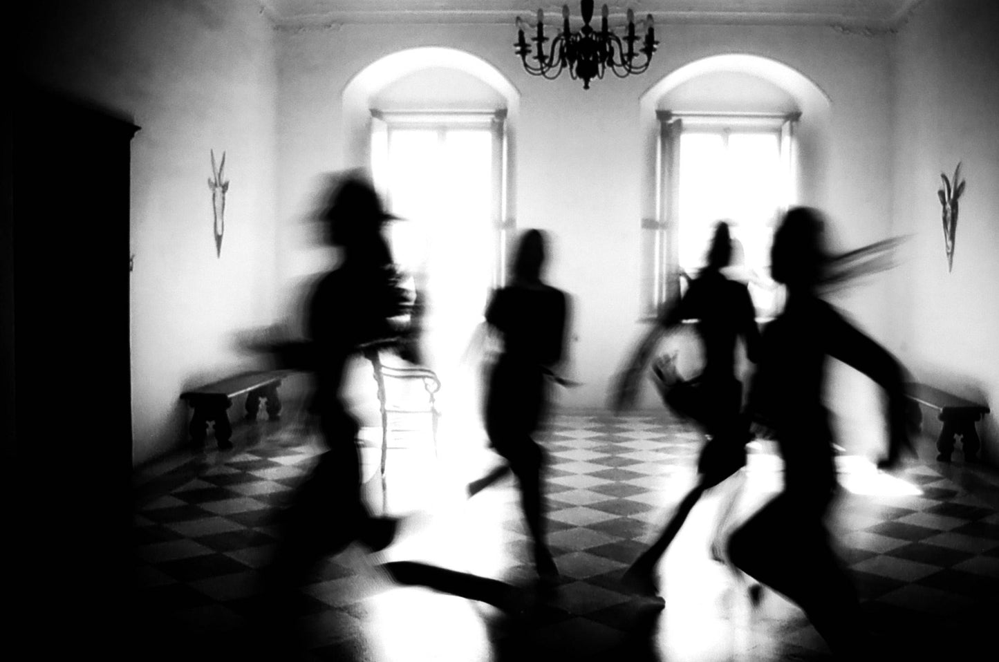 Olympus OM-1 SLR Camera with Zuiko 50mm f/1.8 Lens - 1190834