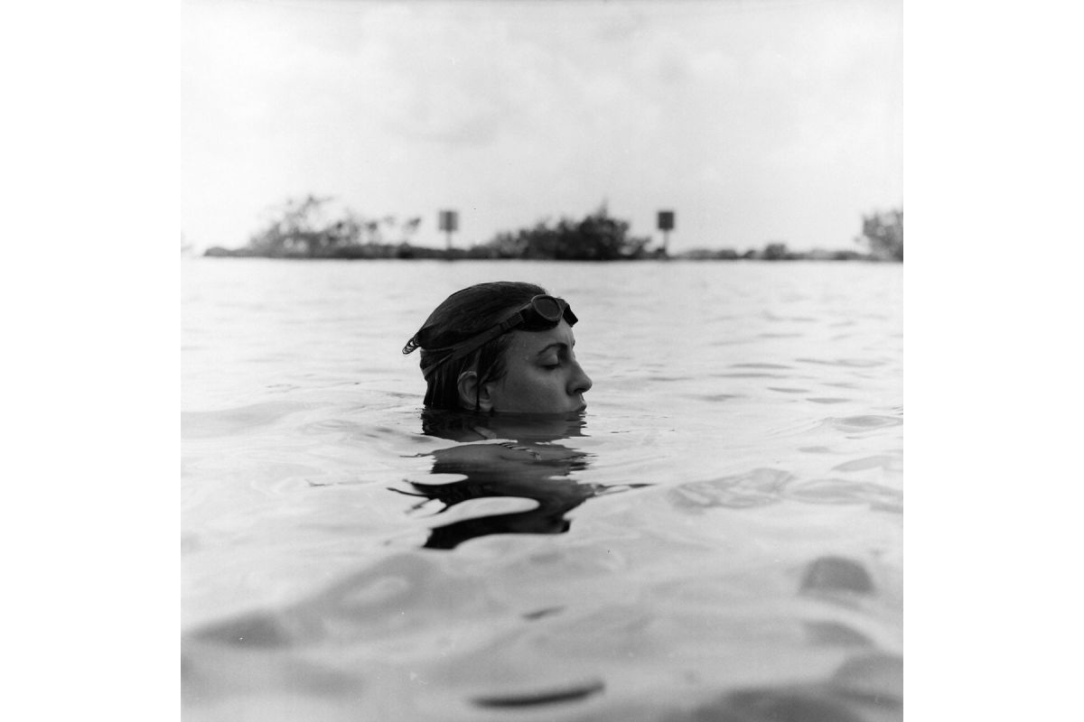 Lomography Lady Grey B&W 120 Film ISO 400 – Pack of 3