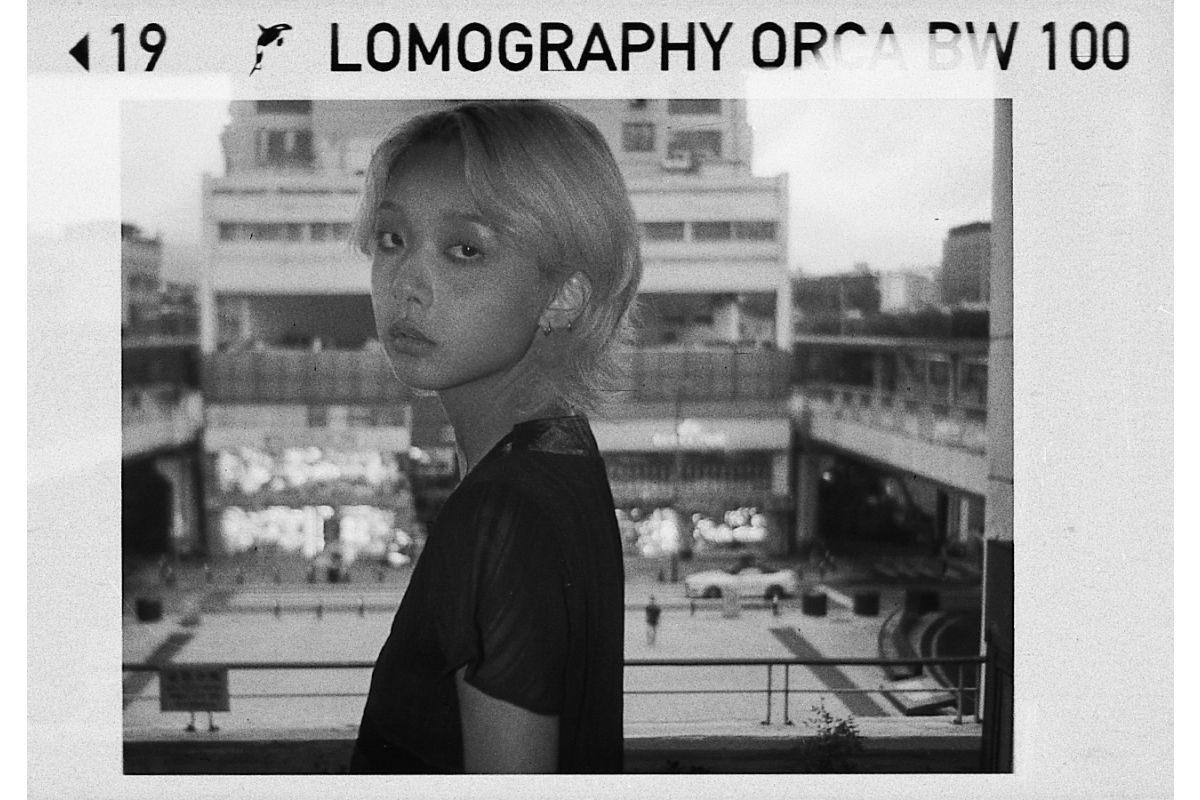 Lomomatic 110 Film Camera & Flash Bellagio – Brass Edition