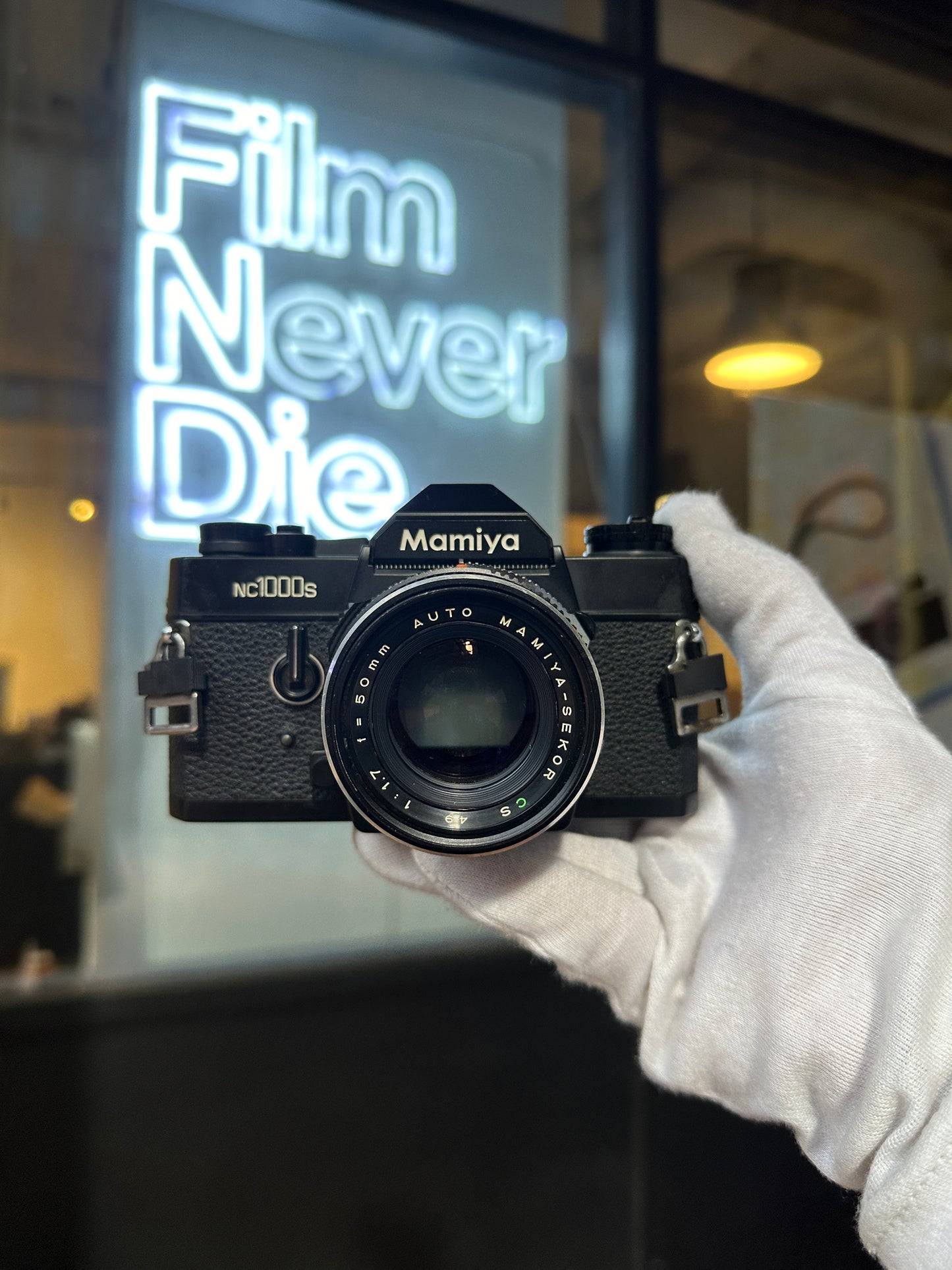 Mamiya NC1000S 35mm SLR with Sekor CS 50mm f/1.7 - K245875