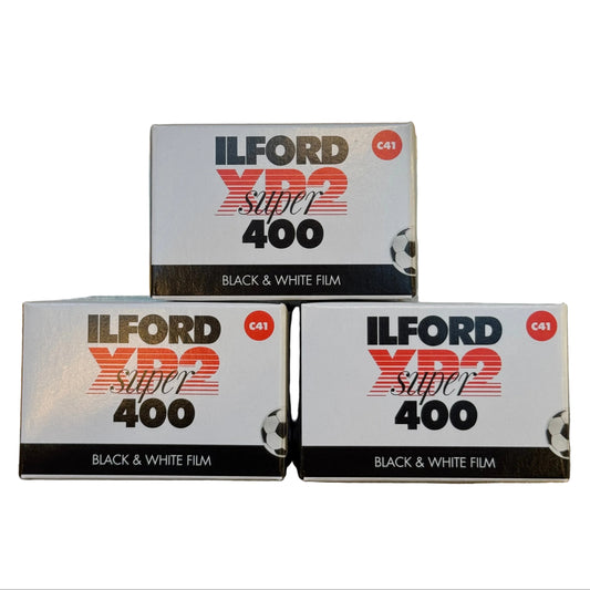 Ilford XP2 400 3-pack + 3x Dev + Scan Football Edition