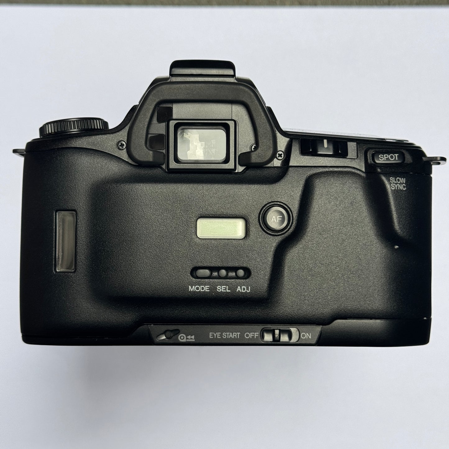 Minolta Sweet SLR Camera with 18-70mm f/3.5-5.6 Sony Lens - 92101184