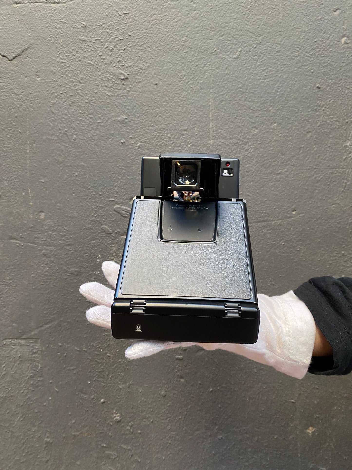 Polaroid 690 Autofocus Instant Camera with Flash – FilmNeverDie Polaroid 690 Autofocus Instant Camera with Flash – FilmNeverDie