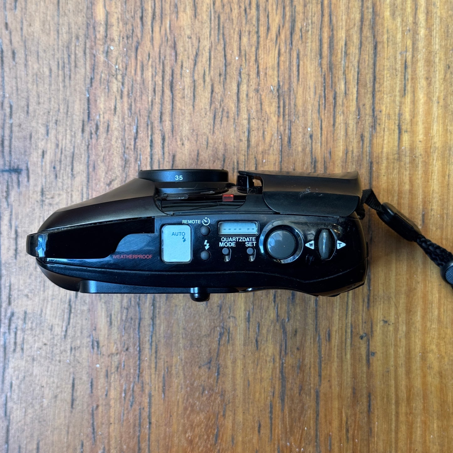 Olympus MJU Zoom Panorama Point and Shoot Camera with 35-70mm Lens - 1248818