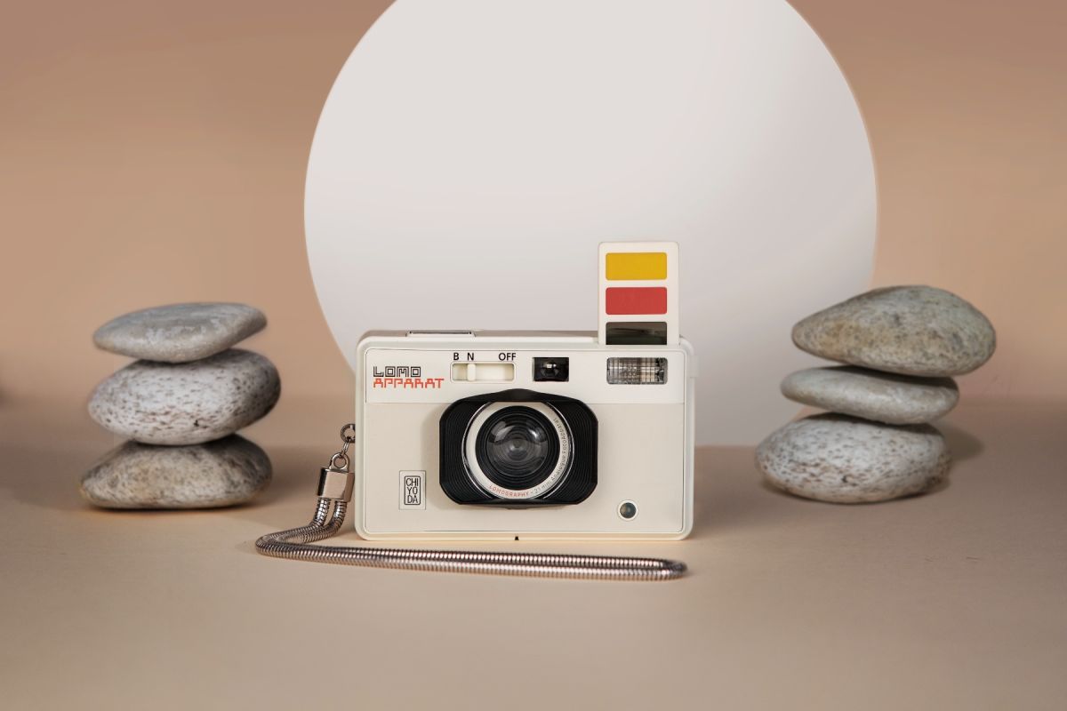LomoApparat 21mm Wide-Angle 35mm Film Camera - Chiyoda Edition