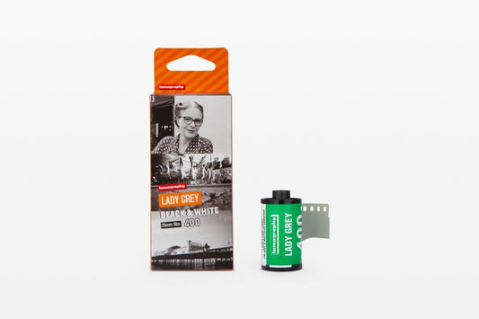 Lady Grey B&W 35 mm ISO 400 – Pack of 3