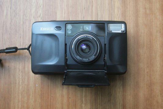 Konica Big Mini Zoom TR BM-610Z Point and Shoot Camera