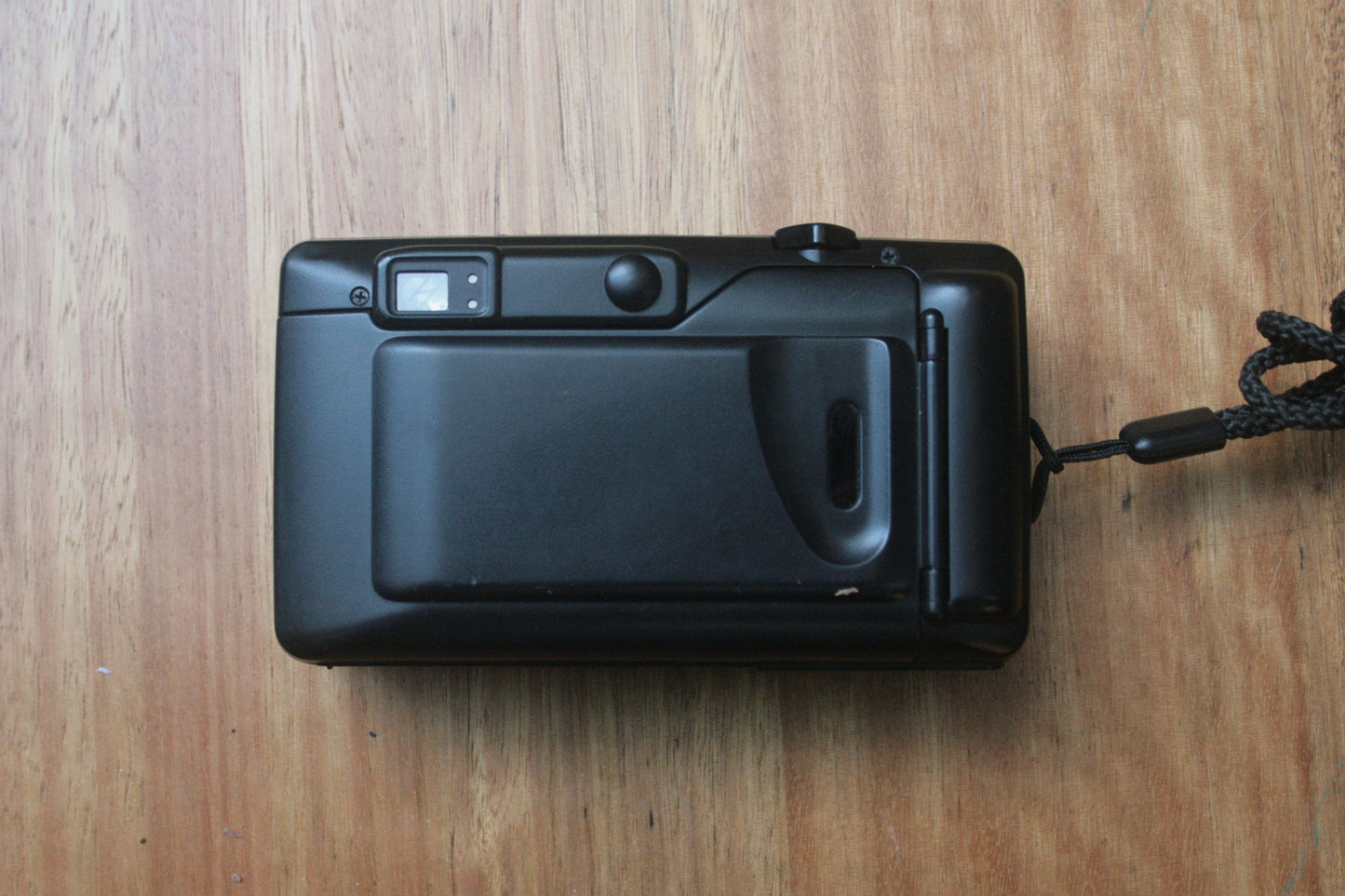 Konica Big Mini Zoom TR BM-610Z Point and Shoot Camera