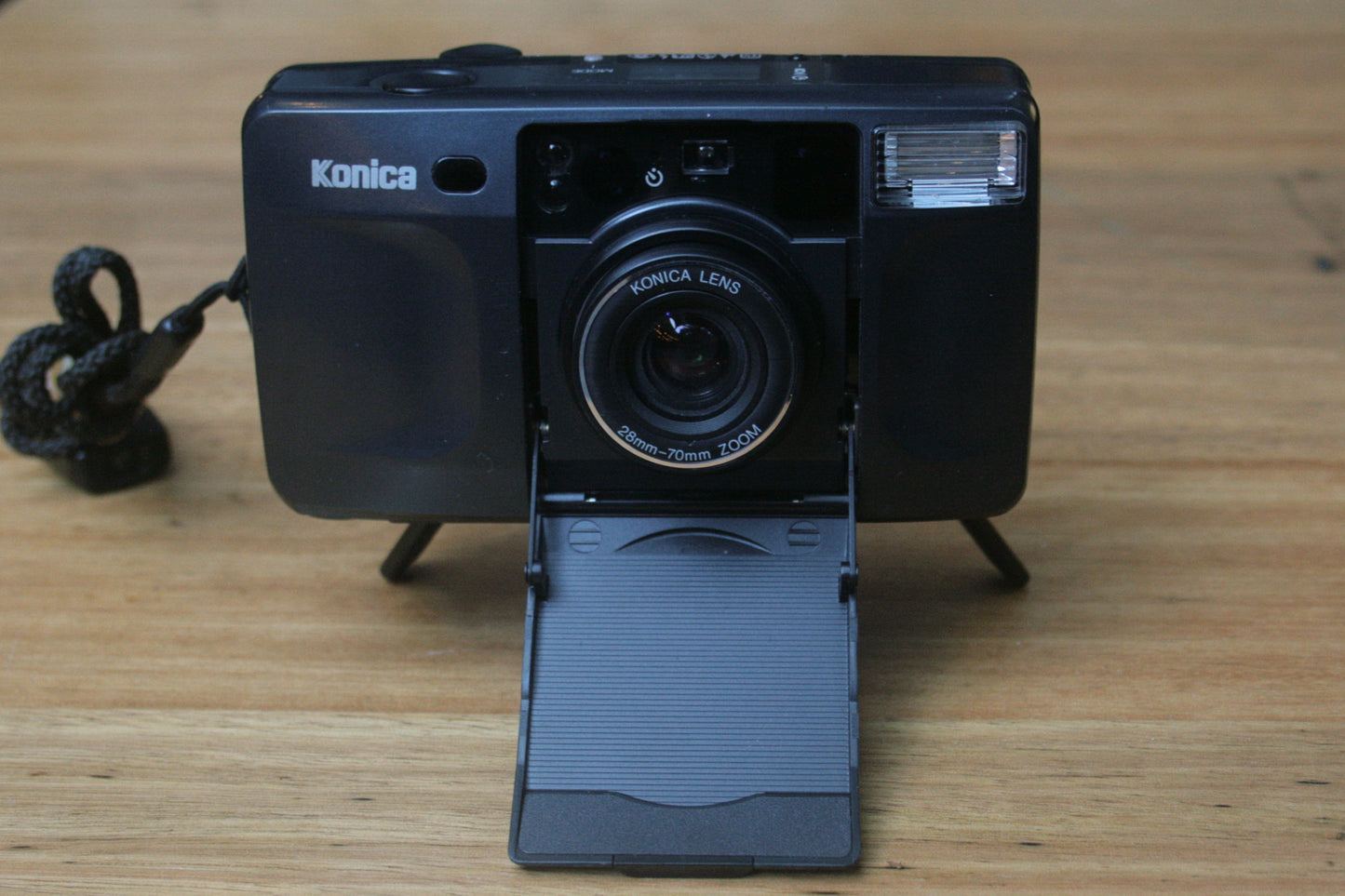 Konica Big Mini Zoom TR BM-610Z Point and Shoot Camera
