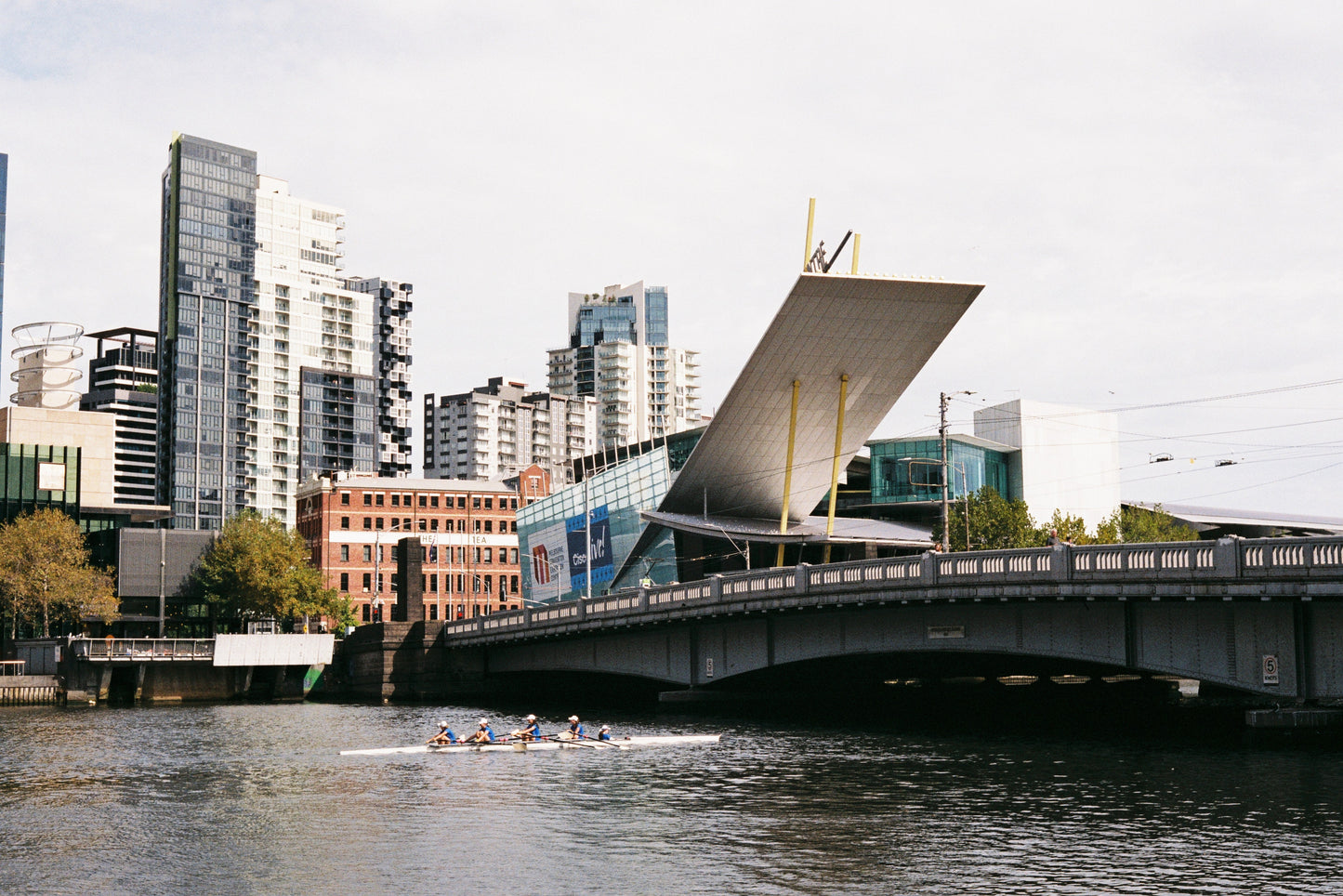 FilmNeverDie IRO 400 Colour Negative Film (35mm, 36 exp.)